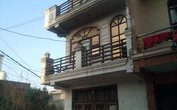 3 BHK Builder Floor For Rent in Sector 49