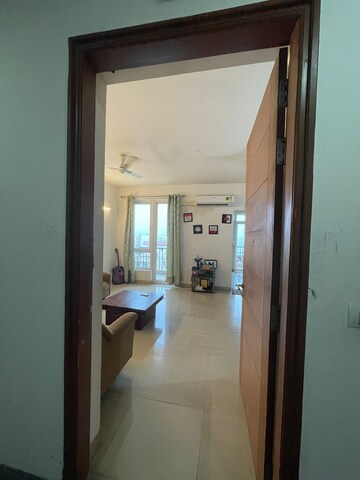 Building Lobby in 3 BHK Apartment at Emaar Emerald Estate, Sector 65 – for Rent