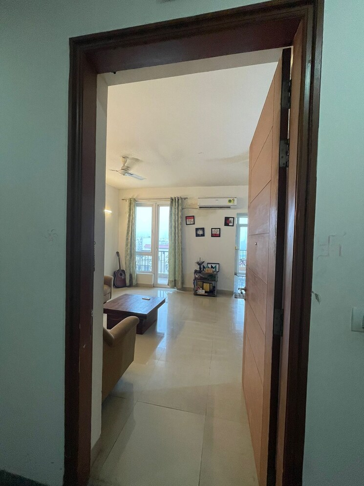 undefined, emaar-emerald-estate 3 Bedroom 1395 Sq.Ft. Apartment In Sector 65 Gurgaon 8730919