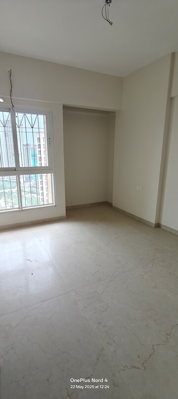 Room in 2 BHK Apartment at Dosti West County, Balkum Pada – for Rent