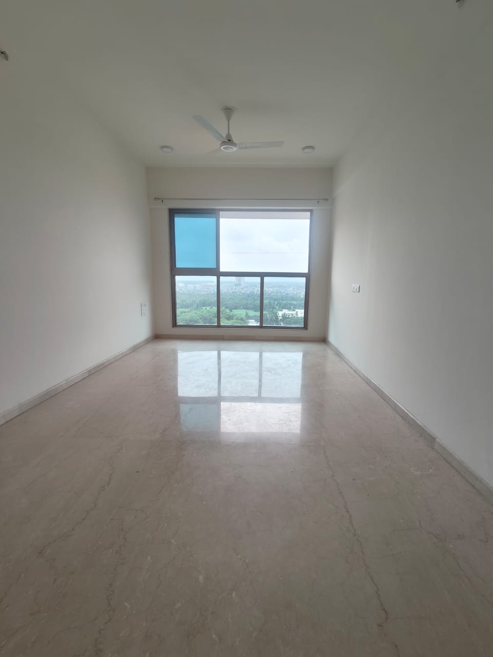 2 BHK Apartment For Rent in Rajesh Raj Infinia