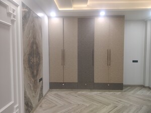 Room in 2 BHK Builder Floor at Suncity Vatsal Valley, Gwal Pahari – for Sale