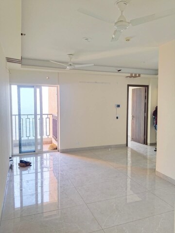3 BHK Apartment For Sale in Supertech Cape Town, Sector 74