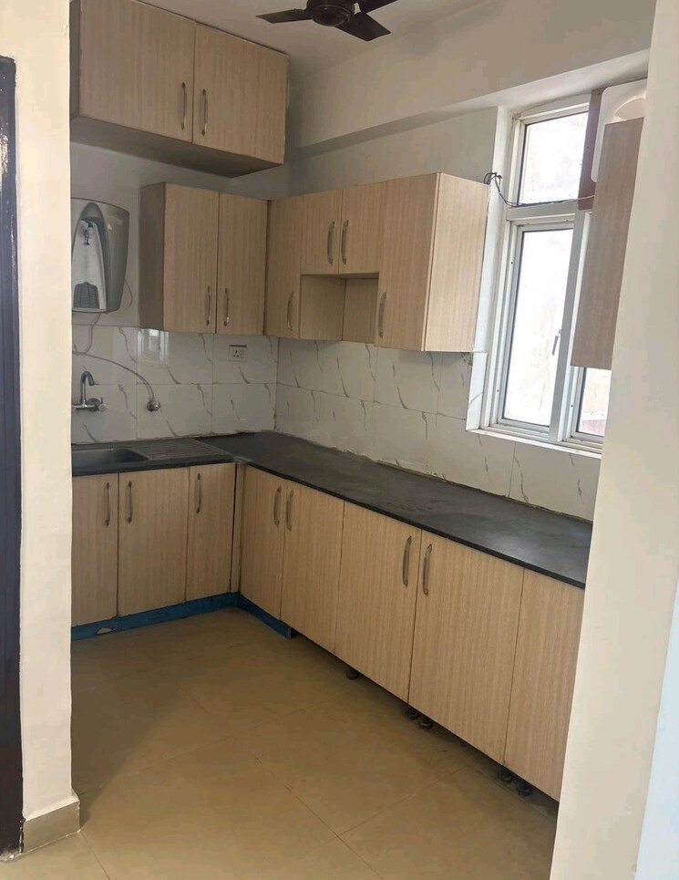 Kitchen, supertech-cape-town 3 Bedroom 1625 Sq.Ft. Apartment In Sector 74 Noida 8731025