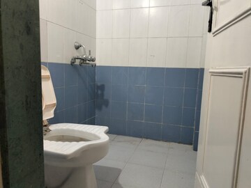 Bathroom in 2 BHK Apartment at Kalpataru Paramount, Kapur Bawdi – for Rent