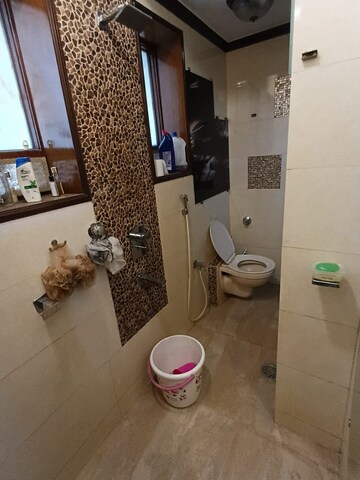 Bathroom in 2 BHK Apartment at Kalpataru Paramount, Kapur Bawdi – for Rent