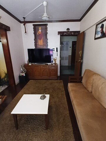 Kitchen in 2 BHK Apartment at Kalpataru Paramount, Kapur Bawdi – for Rent