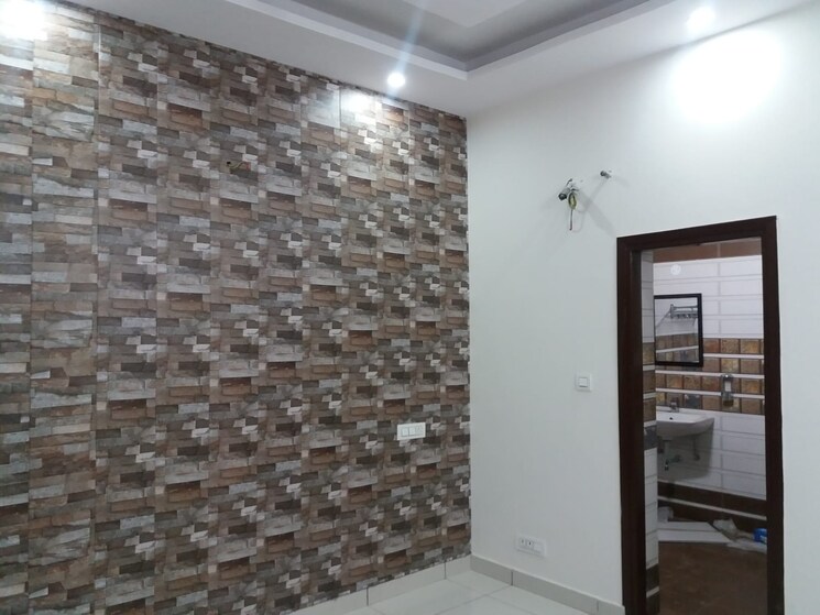 Bathroom, us-pine-homes 3 Bedroom 1900 Sq.Ft. Apartment In Dhakoli Zirakpur 8731055
