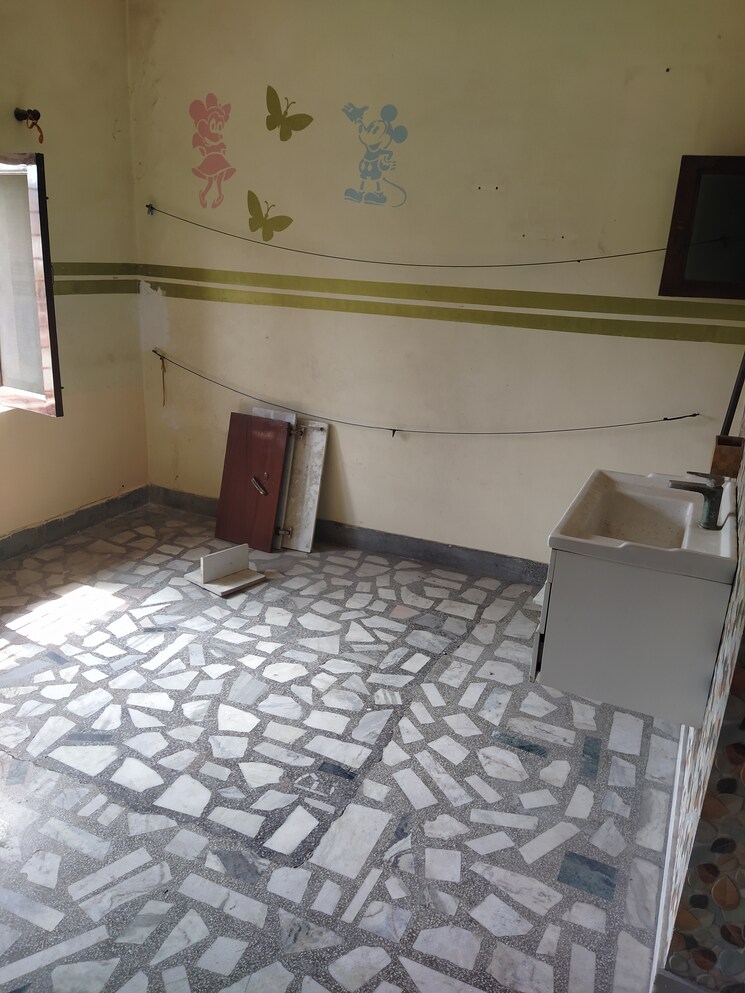 Master Bedroom, sector 30 3 Bedroom 100 Sq.Yd. Independent House In Sector 30 Faridabad 8731124