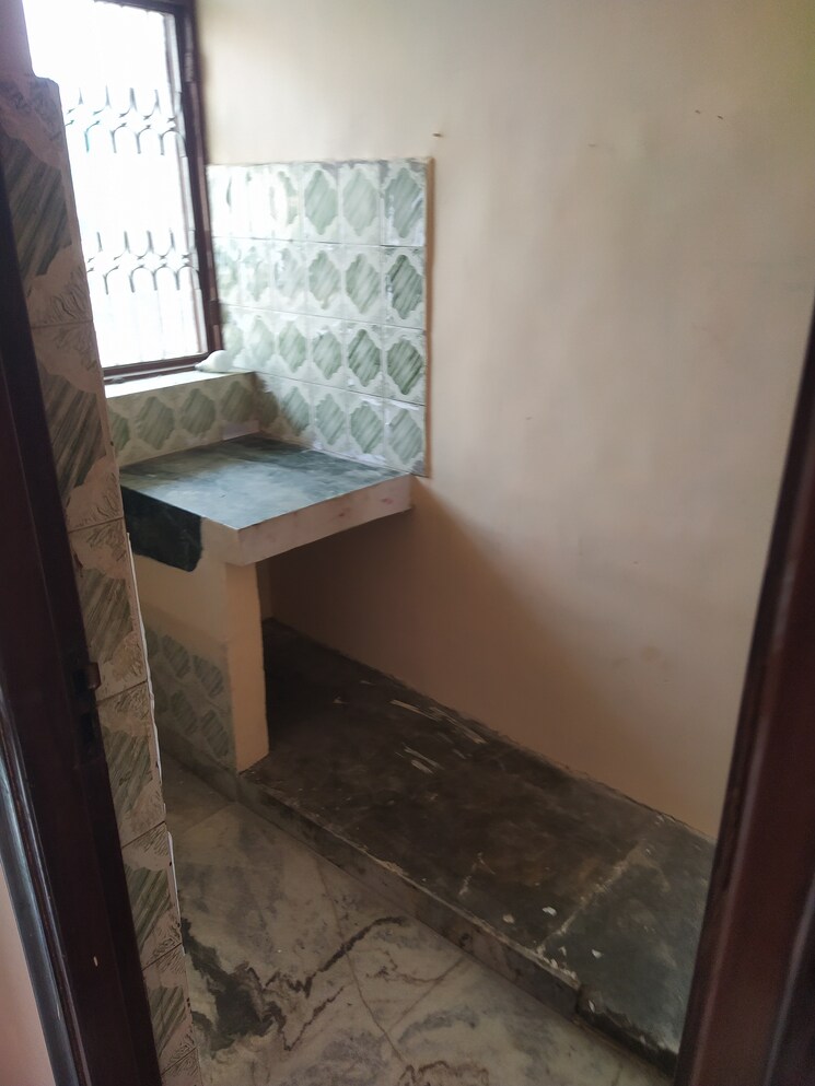 Kitchen, sector 30 3 Bedroom 100 Sq.Yd. Independent House In Sector 30 Faridabad 8731124