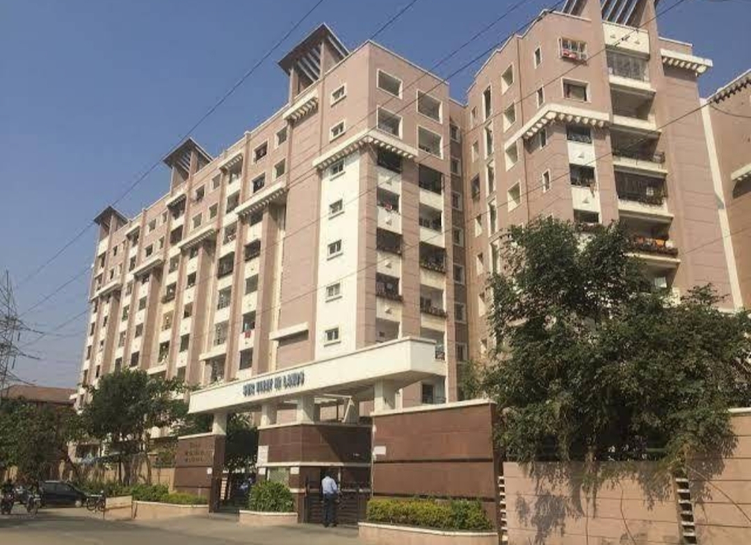 2 BHK Apartment For Rent in SMR Vinay Hi Lands