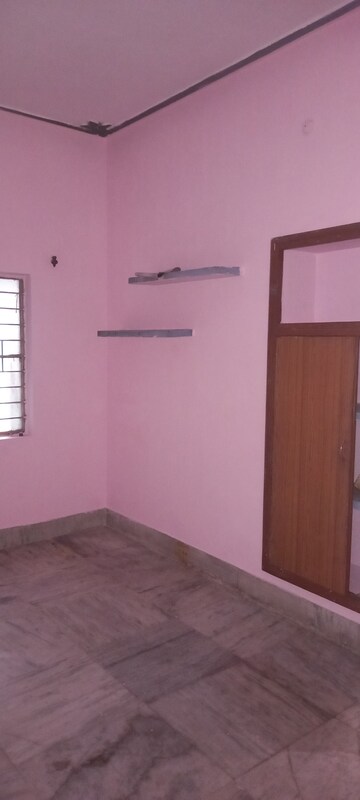 Furnished Amenities in 2 BHK Independent House at Kadma – for Rent