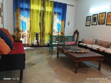 3 BHK Builder Floor For Rent in Saket