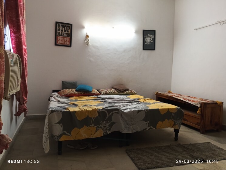 Bedroom, saket 3 Bedroom 1850 Sq.Ft. Builder Floor In Saket Delhi 8731138