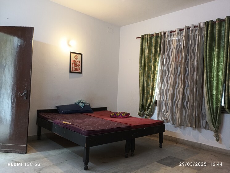 Bedroom, saket 3 Bedroom 1850 Sq.Ft. Builder Floor In Saket Delhi 8731138
