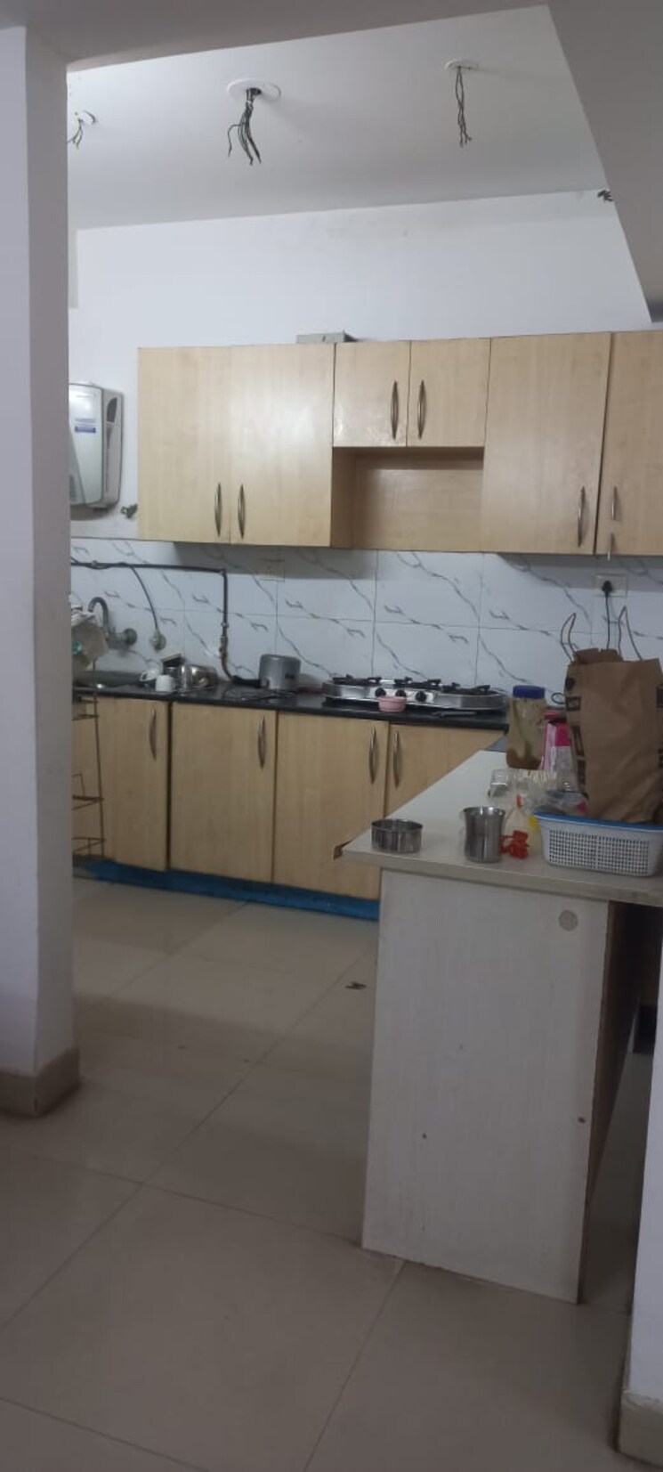 Kitchen, sector 47 3 Bedroom 200 Sq.Yd. Builder Floor In Sector 47 Noida 8731162