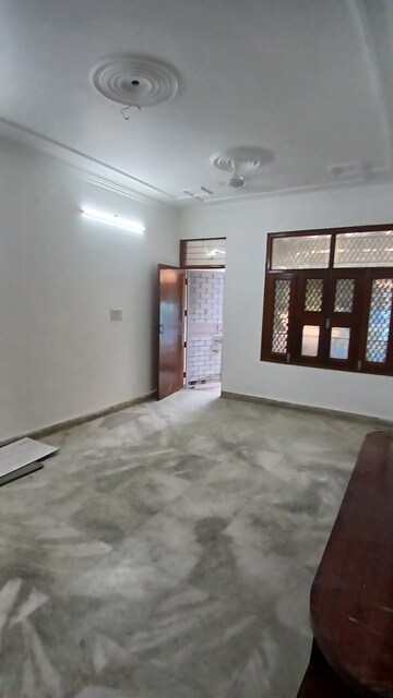 Bedroom in 3 BHK Builder Floor at RWA Jasola Sector 7, Jasola – for Rent