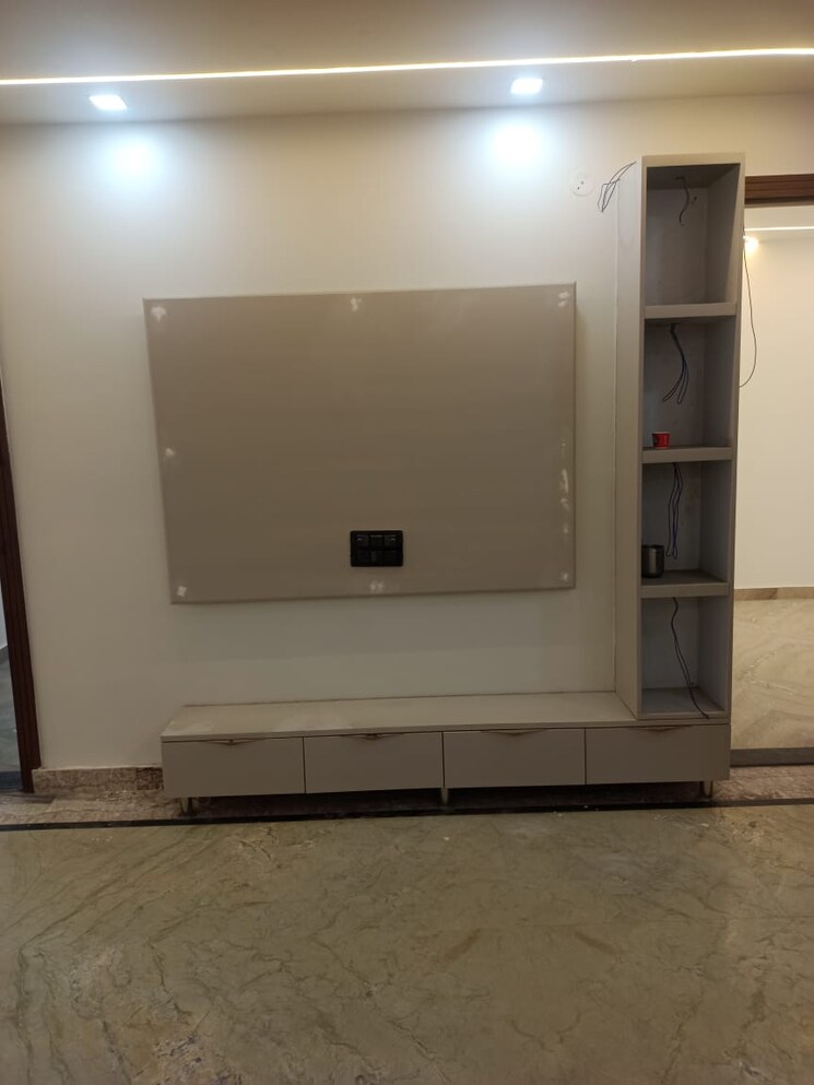 Room, burari 4 Bedroom 1350 Sq.Ft. Builder Floor In Burari Delhi 8731173