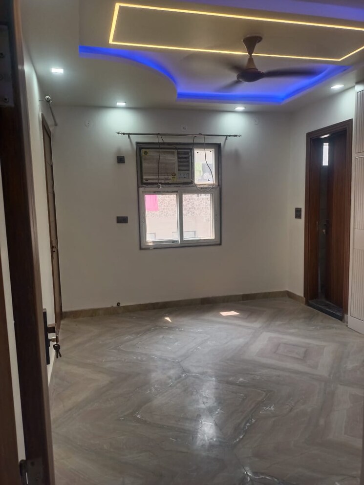 Room, burari 4 Bedroom 1350 Sq.Ft. Builder Floor In Burari Delhi 8731173