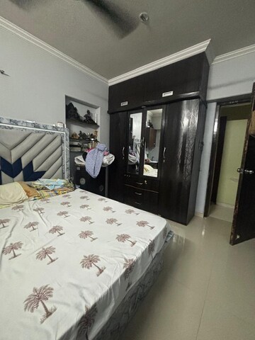 Bedroom in 3 BHK Apartment at Shree Sai Sapphire I, Powai – for Rent