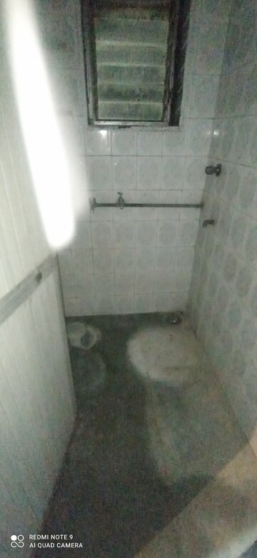 Bathroom in 1 BHK Apartment at Dombivli West – for Rent