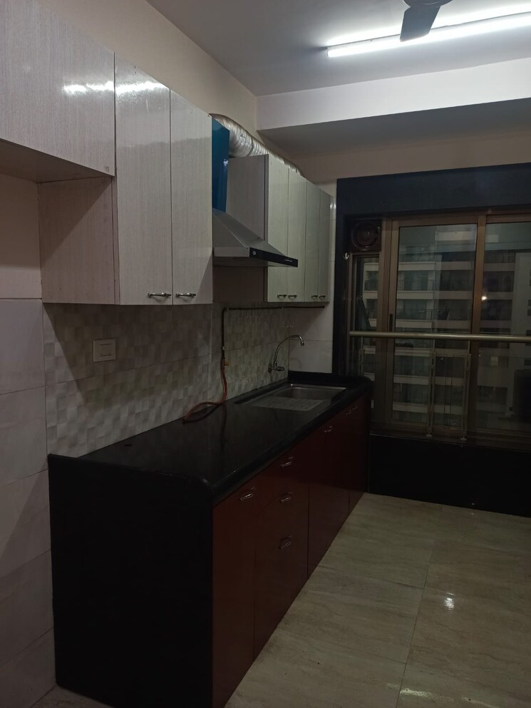 Kitchen, k-raheja-vistas 3 Bedroom 1139 Sq.Ft. Apartment In Andheri East Mumbai 8731225