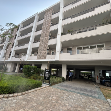 5 BHK Apartment For Rent in DLF Alameda Independent Floors, Sector 73