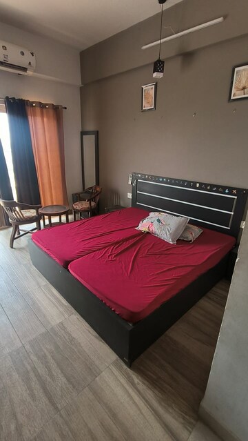 1 BHK Apartment For Rent in Paramount Golfforeste, Zeta I Greater Noida
