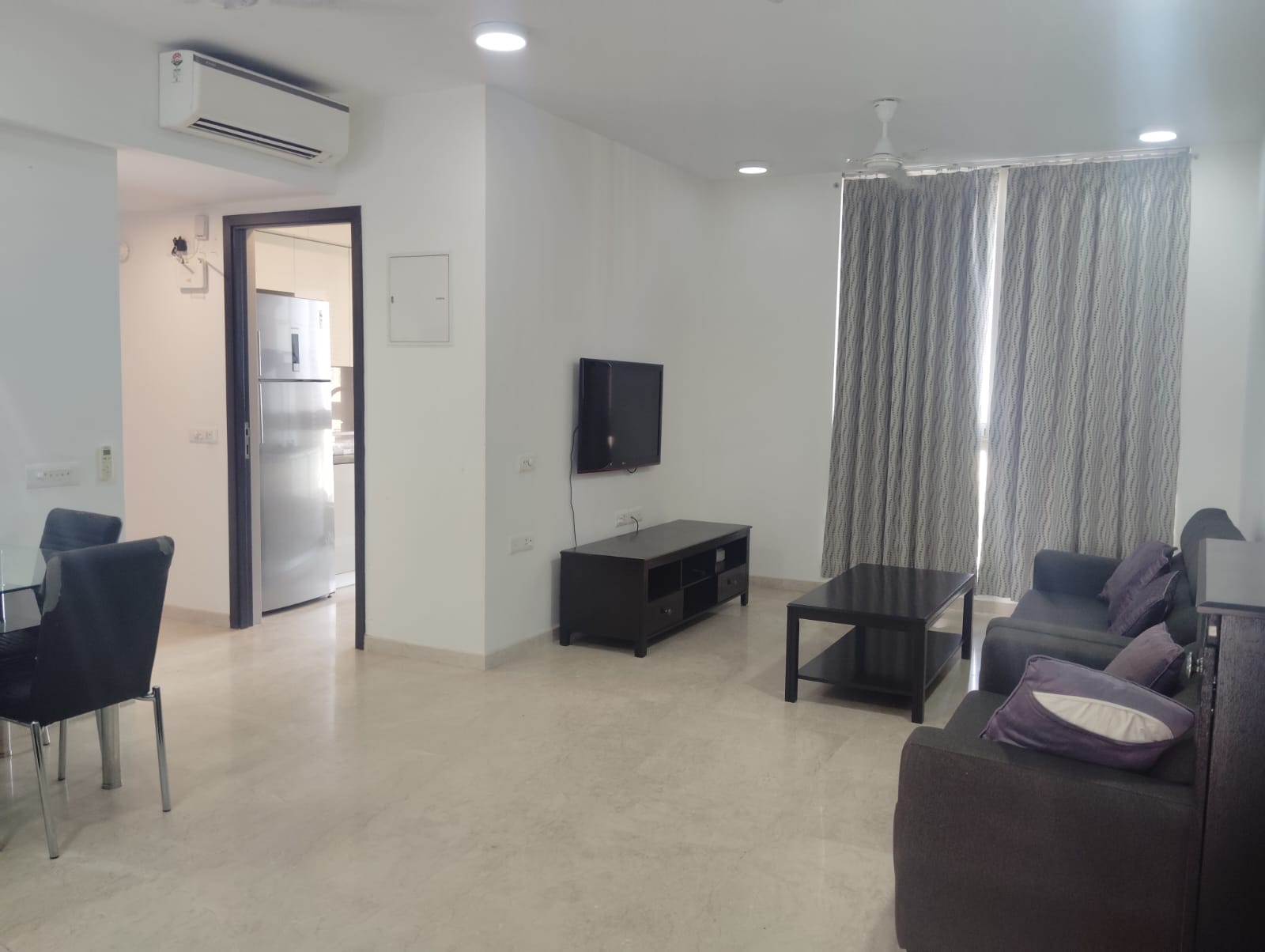 2 BHK Apartment For Rent in Hiranandani Castle Rock