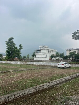  Plot – Exterior View View at Dehradun Cantt - for Sale