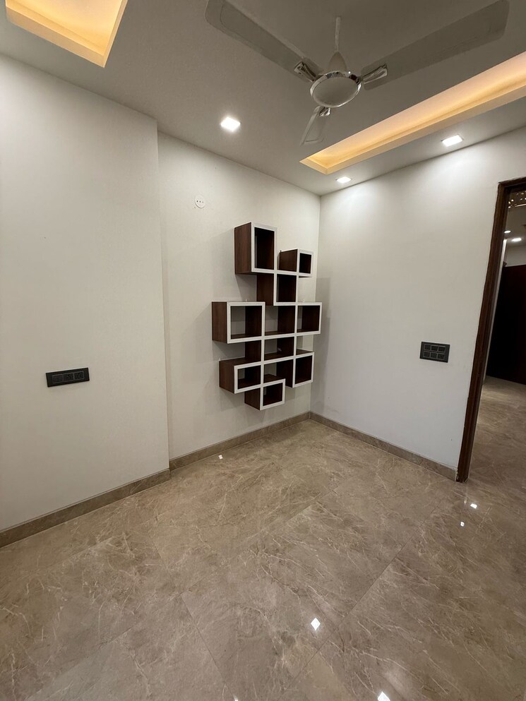 Room, fidato-honour-homes 3 Bedroom 140 Sq.Yd. Builder Floor In Sector 89 Faridabad 8731261