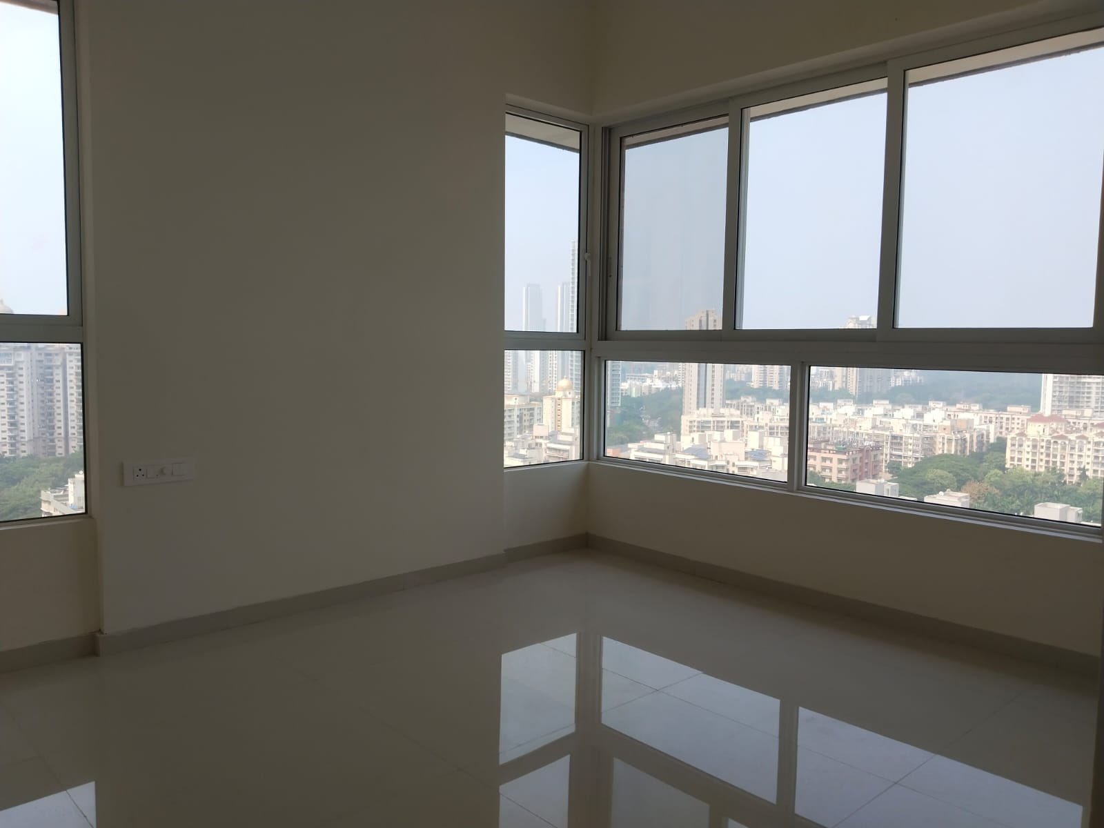 2 BHK Apartment For Sale in Wadhwa TW Gardens
