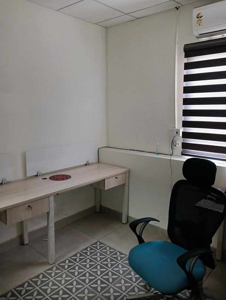 Team Area, sector 31 Commercial Office Space 1150 Sq.Ft. In Sector 31 Faridabad 8731281