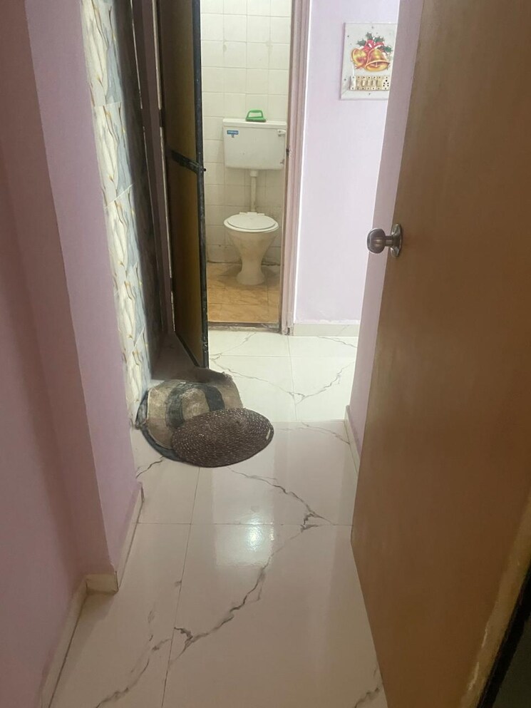 Bathroom, poonam-kirti-chs-ltd 2 Bedroom 750 Sq.Ft. Apartment In Poonam Nagar Mumbai 8731287