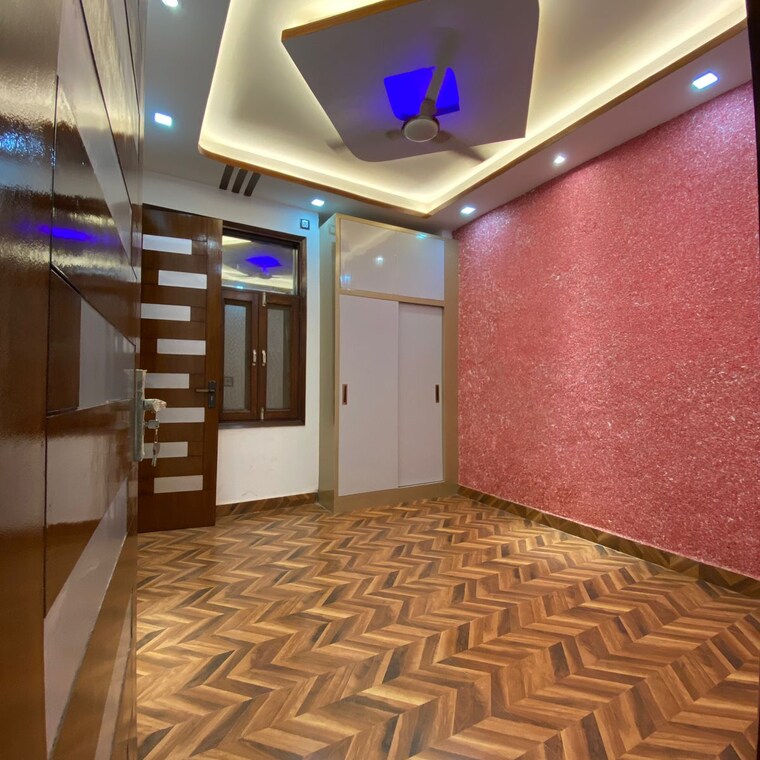 Bedroom, chattarpur 3 Bedroom 135 Sq.Yd. Builder Floor In Chattarpur Delhi 8731343