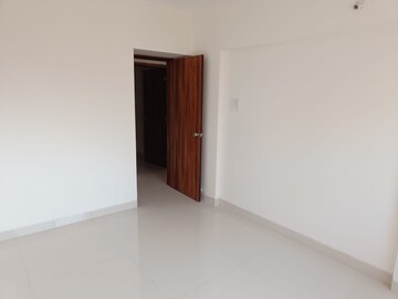Room in 3 BHK Apartment at Paranjape Schemes Yuthika, Baner – for Rent