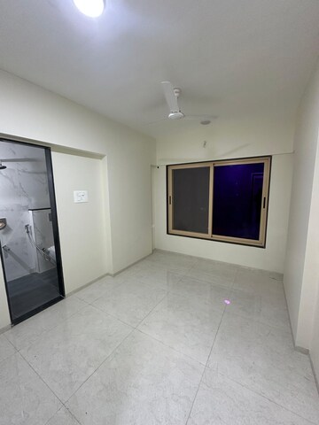 Room in 2 BHK Apartment at Pratik Paradise, Datar Colony – for Rent