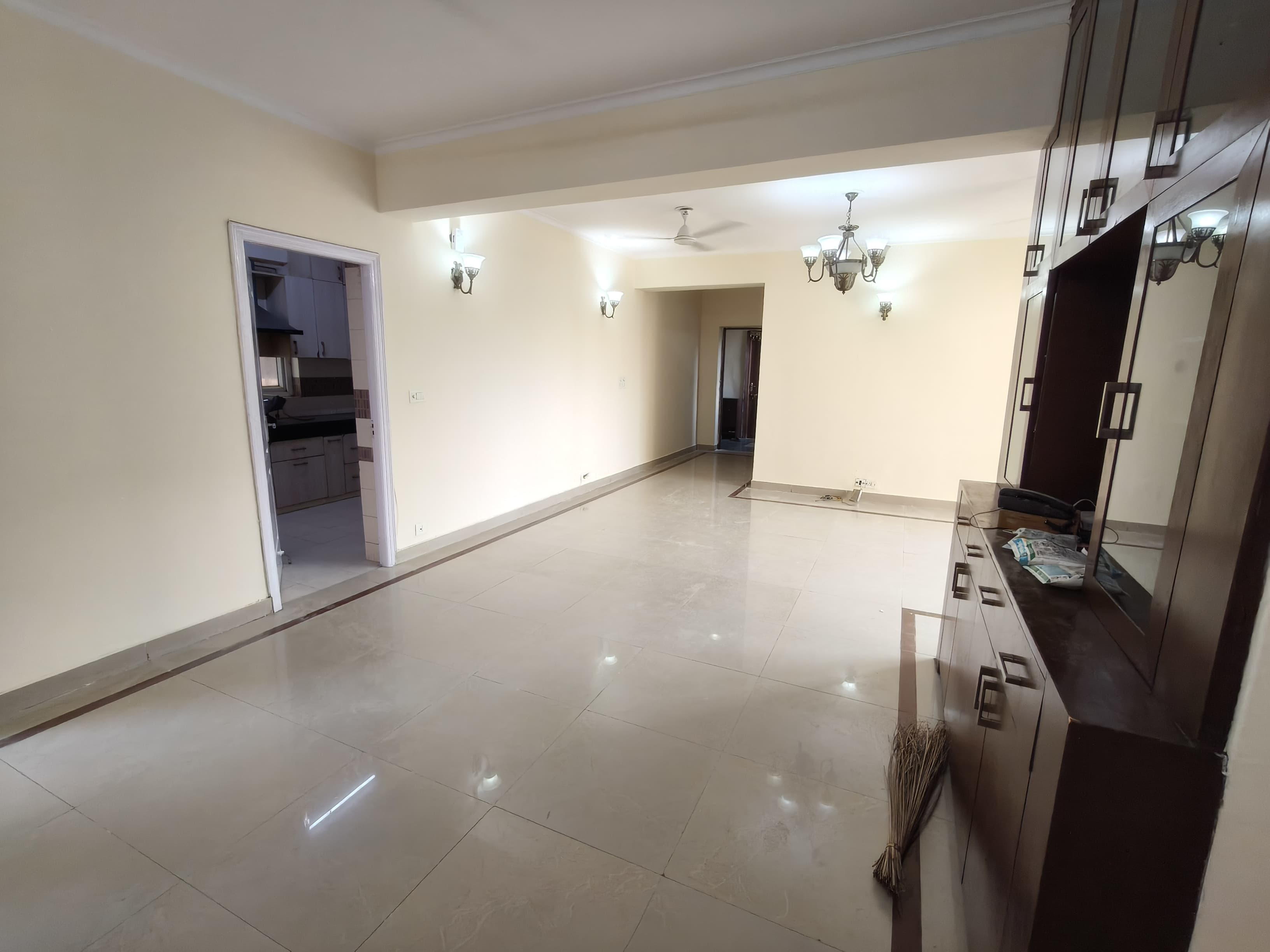 3 BHK + Study Room Apartment For Rent in Orchid Petals
