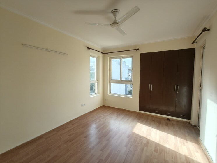 Room, orchid-petals 3 Bedroom 2061 Sq.Ft. Apartment In Sector 49 Gurgaon 8731414