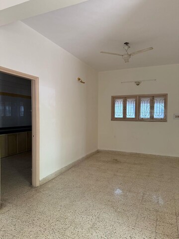 Room in 3 BHK Villa at Lunawat 9 Abhimanshri, Aundh – for Rent