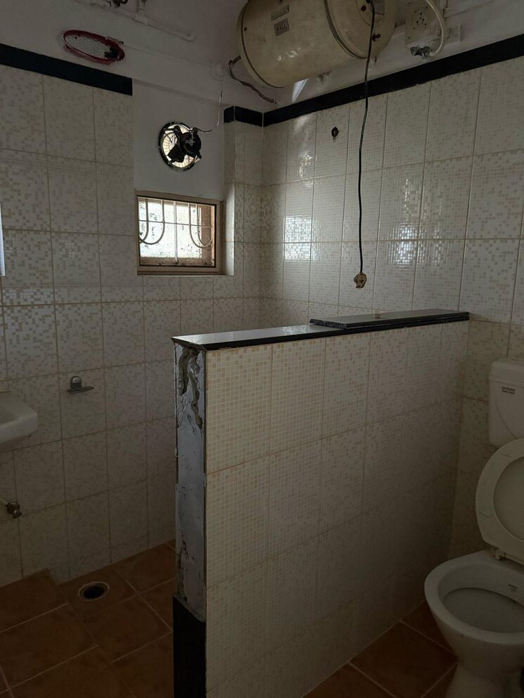 Bathroom, lunawat-9-abhimanshri 3 Bedroom 4800 Sq.Ft. Villa In Aundh Pune 8731365
