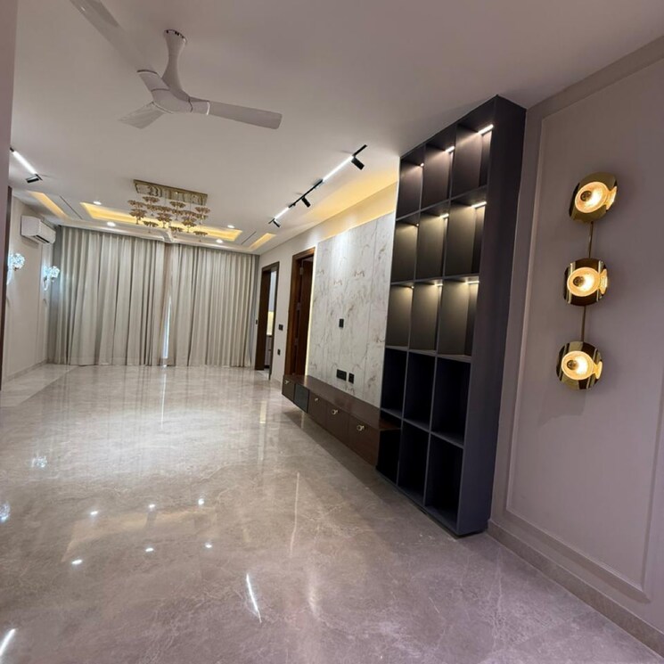 Living Room, ireo-city-plots 4 Bedroom 300 Sq.Yd. Builder Floor In Sector 60 Gurgaon 8731369