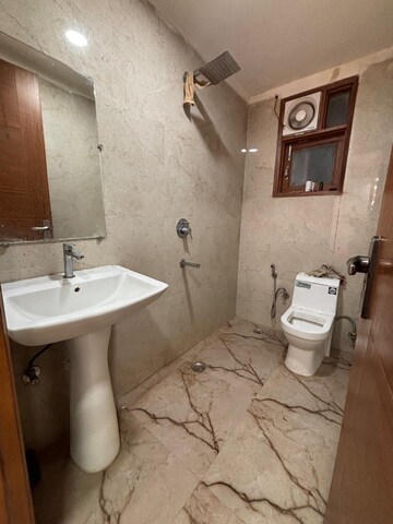 Bathroom in 1 BHK Builder Floor at Saket – for Rent
