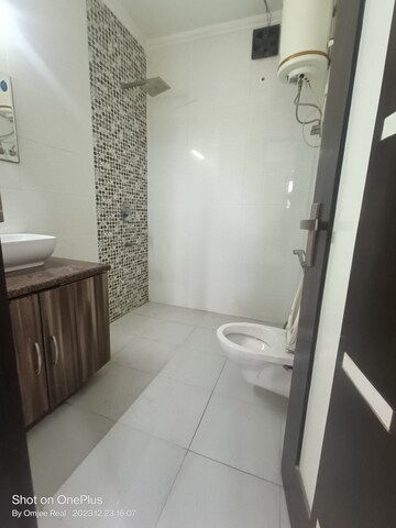 Bathroom in 2 BHK Builder Floor at Ansal Sushant Lok I, Sector 43 – for Rent