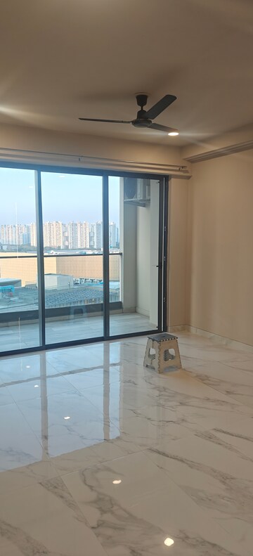 Room in 3 BHK Apartment at M3M Heights, Sector 65 – for Sale