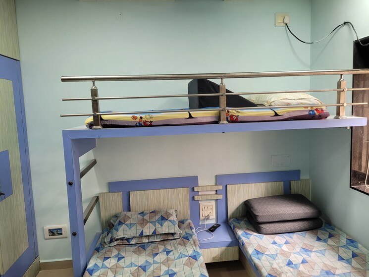 Room, sadar 3 Bedroom 1000 Sq.Ft. Apartment In Sadar Rajkot 8731351