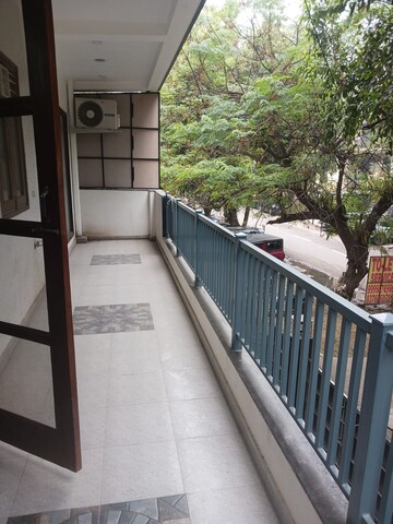 Balcony in 4 BHK Builder Floor at Ansal Sushant Lok I, Sector 43 – for Rent