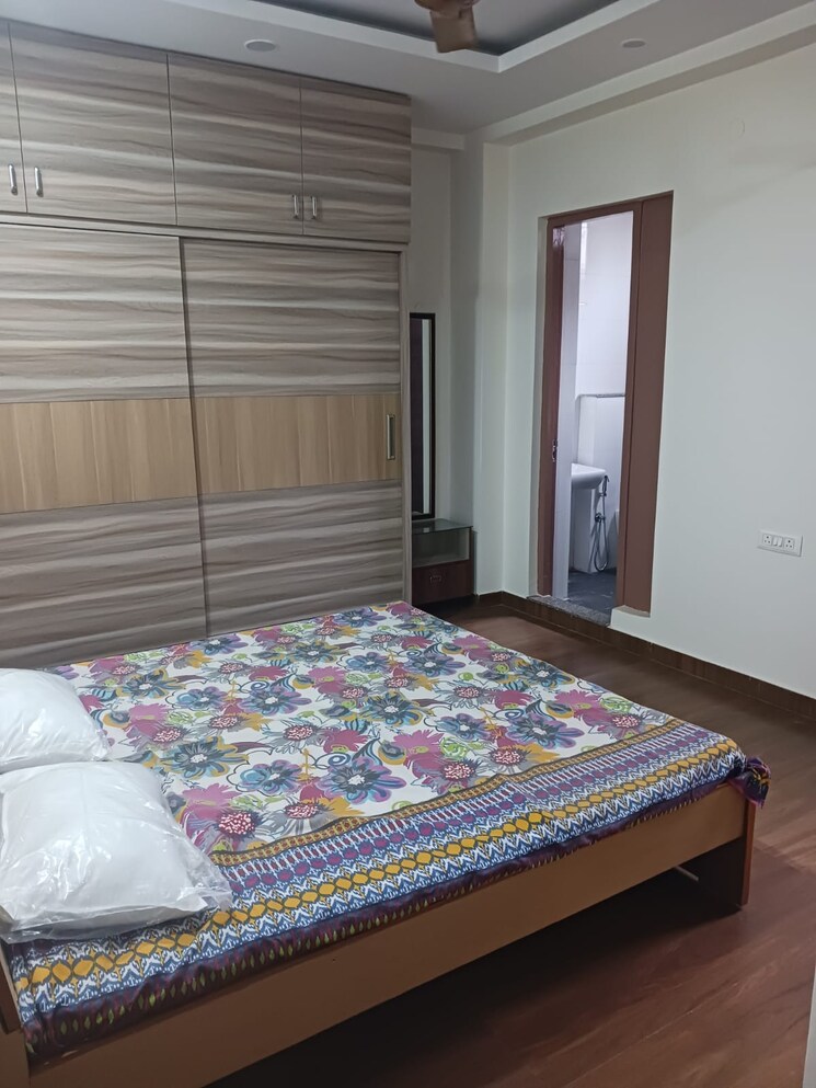 Bedroom, ansal-sushant-lok-i 4 Bedroom 300 Sq.Yd. Builder Floor In Sector 43 Gurgaon 8731392