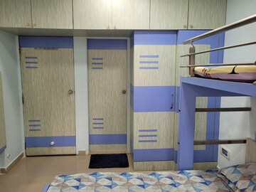 Room in 3 BHK Apartment at Sadar – for Sale