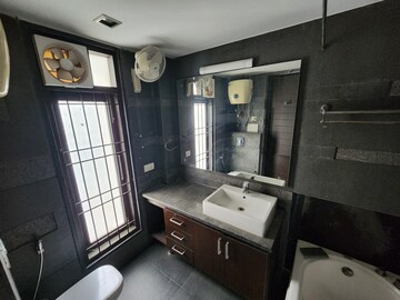 Bathroom in 4 BHK Builder Floor at Saket – for Rent